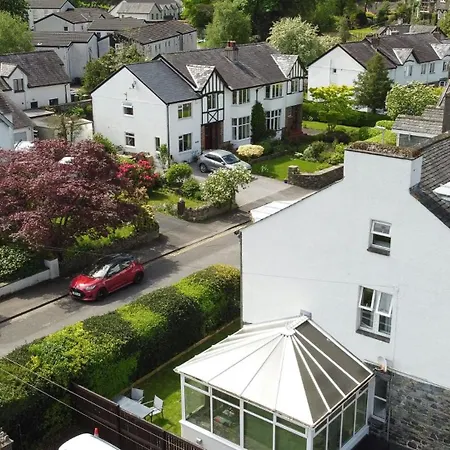 Mansefield, - Sleeps 6 Semesterbostad *